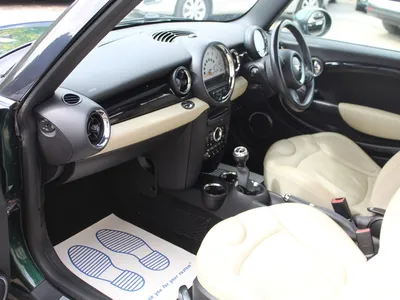 MINI Hatch 1.6D Cooper photo 10