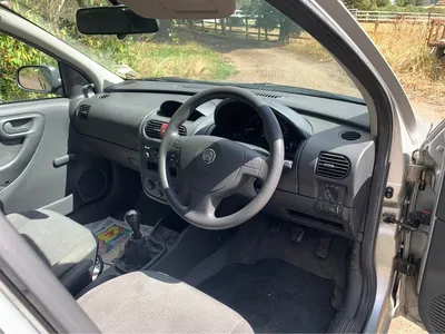 2003 Vauxhall Corsa GLS photo 5