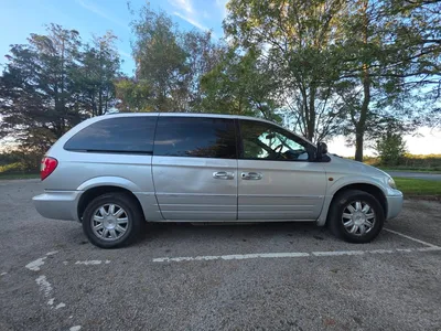 Chrysler Grand Voyager 2.8 CRD Limited XS 2006 Stow & Go photo 3
