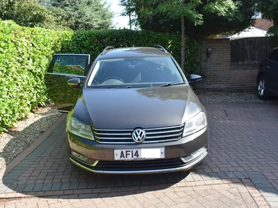 VW Passat estate 2.0 tdi bluemotion tech executive photo 1