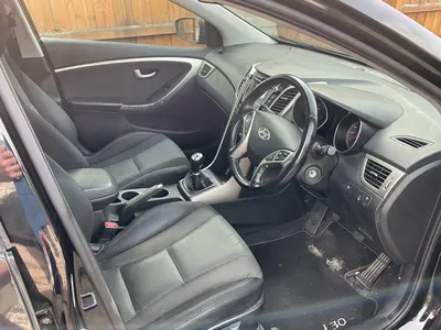 Hyundai i30 1.4 petrol. 2014 photo 4