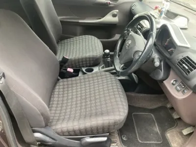 Toyota IQ2 1.0 Manual photo 6
