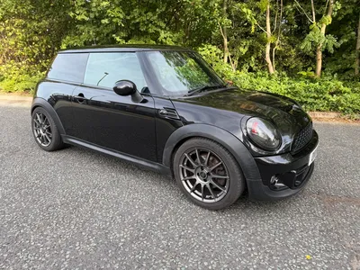 2011 MINI Hatch cooper s photo 3