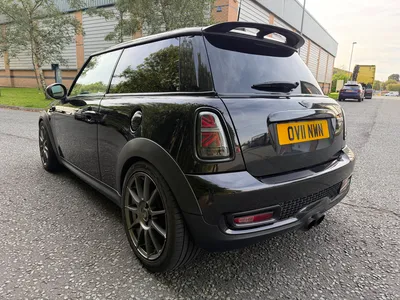 2011 MINI Hatch cooper s photo 4