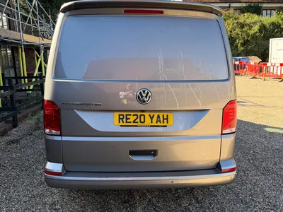 2020 - One Owner - Volkswagen Transporter T30 Highline LWB - A/C, Reverse Camera, Tailgate - Euro 6 photo 3