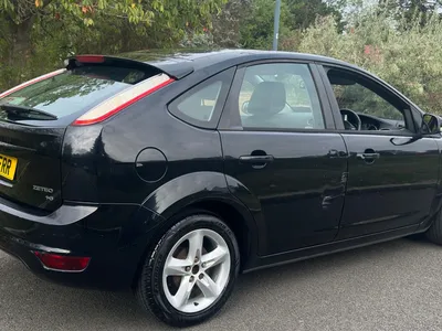 Ford Focus 1.6 Zetec photo 3