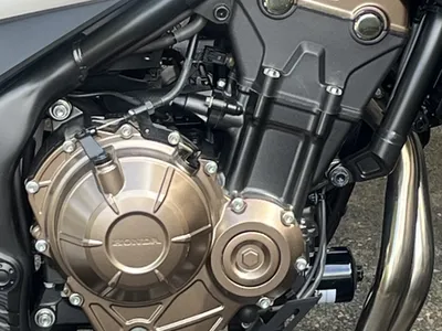 Honda CB500F photo 4