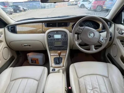 Jaguar X Type se auto 2.1v6 low mileage photo 3