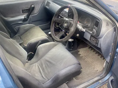 1986 Ford Escort photo 3