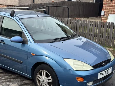 Ford Focus mk1 photo 2