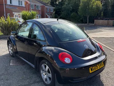 2009 Volkswagen Beetle photo 3