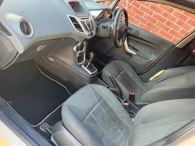 2009 Ford Fiesta photo 7