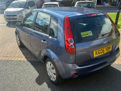 2006 Ford Fiesta photo 3