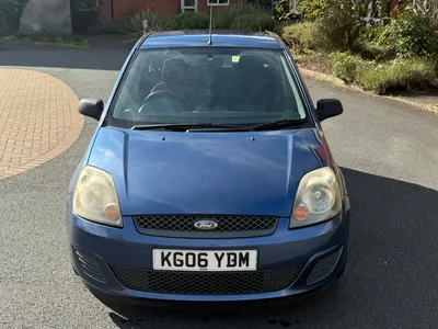 2006 Ford Fiesta photo 2