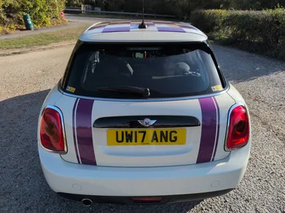 2017 MINI Hatch Cooper 1.5L Petrol For a Caring Non-Smoking Home photo 4