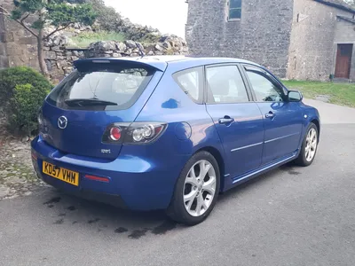 Mazda 3 Sport, 2.0 petrol, 6 speed, LONG MOT, runs and drives great. photo 2