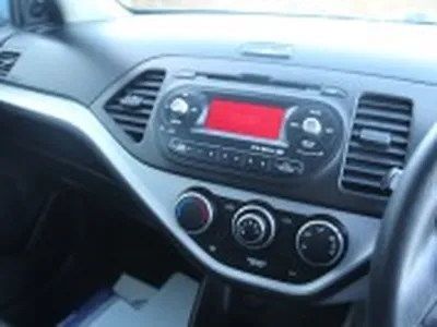 Kia Picanto 1.0 photo 9