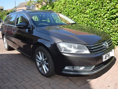 VW Passat estate 2.0 tdi bluemotion tech executive photo 2